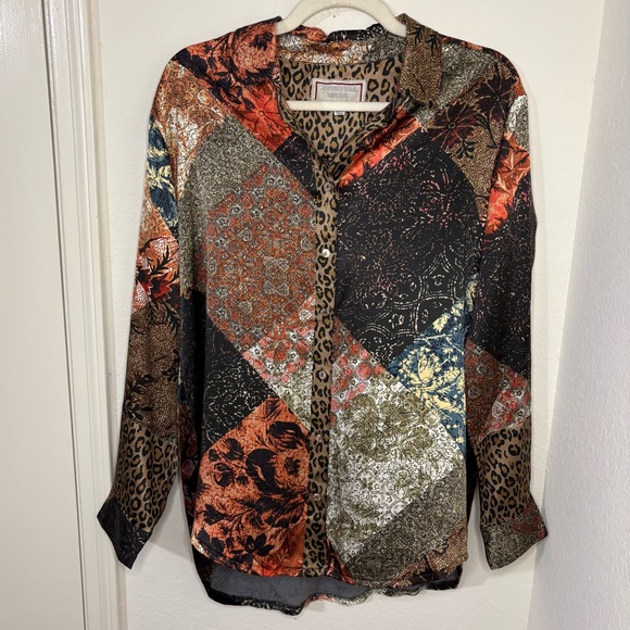 Johnny Was Tops - Johnny Was Cheetah Mabel Silk Printed Blouse with Velvet Back size small
